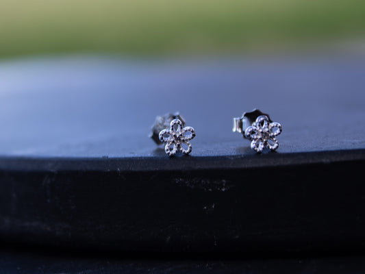 925 Silver Stud Earrings - Cubic Zirconia - Round Flower