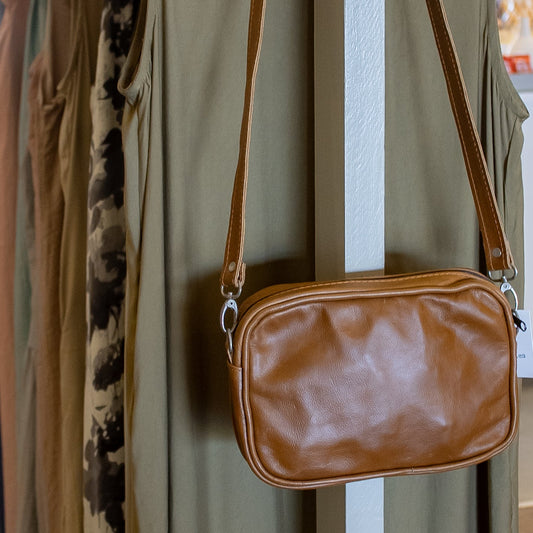 Leather Rosie Slingbag